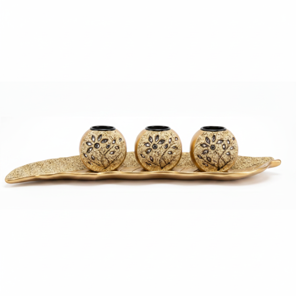 Set de Portavelas Triple: Oro Imperial con Relieve Botánico